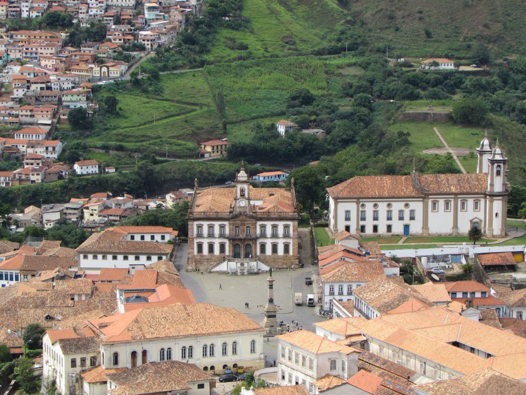 Vista da Praça da Inconfidência e do Museu - Ouro Preto - Minas Gerais